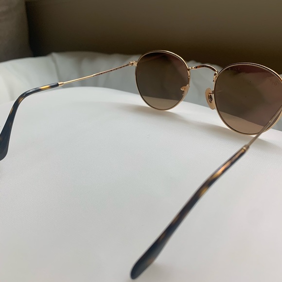 Brand new pink round flash lense ray bans - Picture 8 of 9